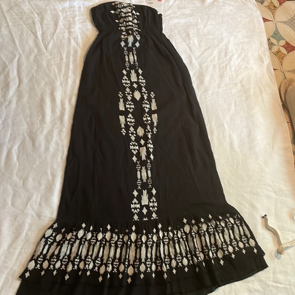 Rip Curl Dress, Women’s M. Black With White Design Down The Front. Nwt.